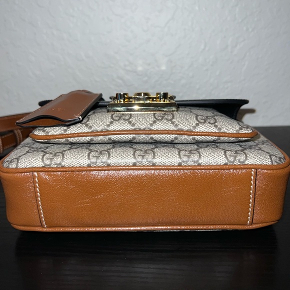 Gucci Padlock Crossbody Bag - Picture 6 of 12